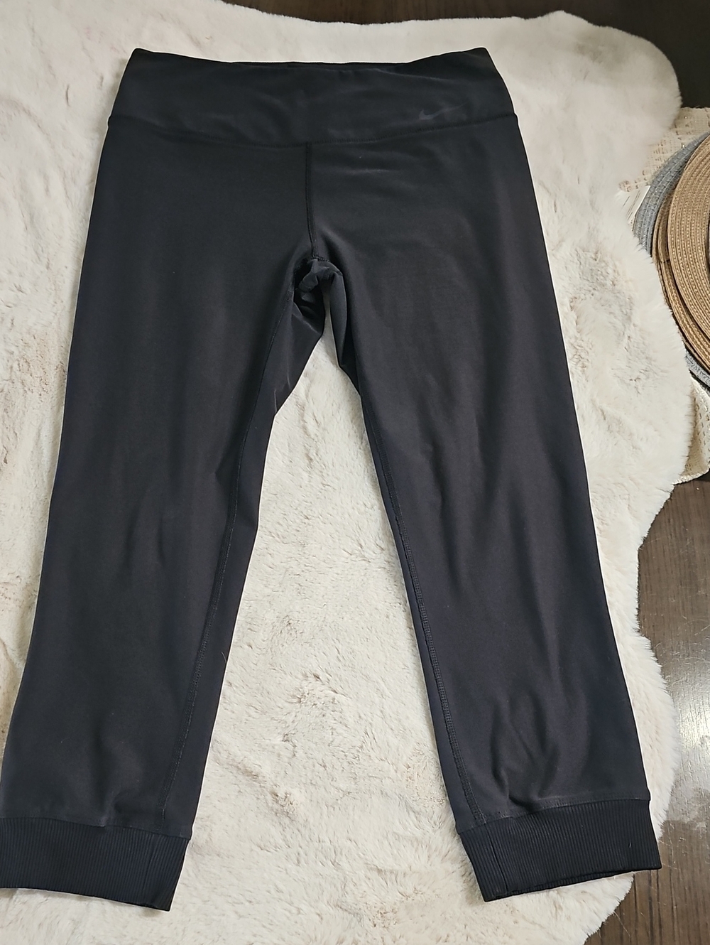 Nike Black Crop Athletic Leggings with Wide Waistband